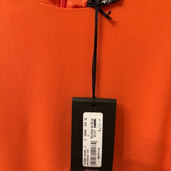 Versace dress - Picture 3 of 6